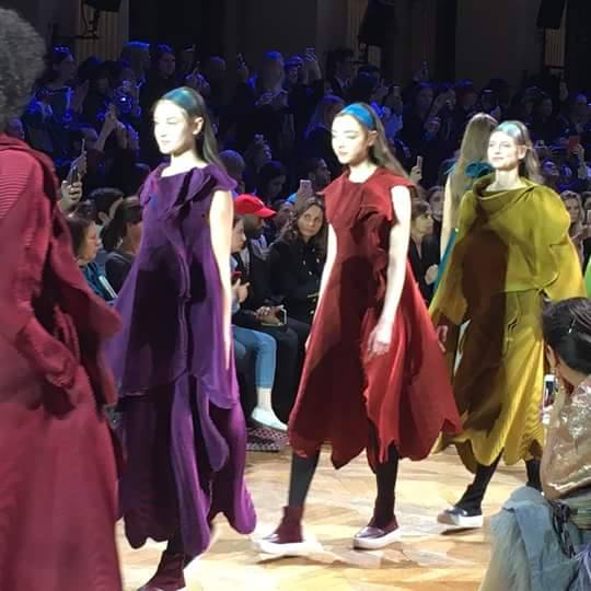 issey-miyake-runway-rivista-settimana-della-moda-di-parigi-pfw