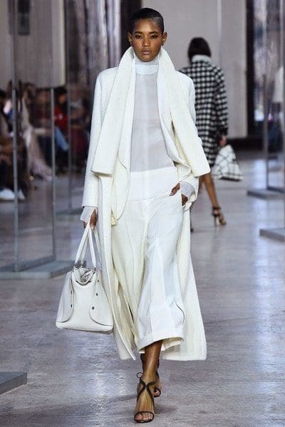 AKRIS Fall Winter 2017-2018 Paris Fashion Week by Runway Magazine
