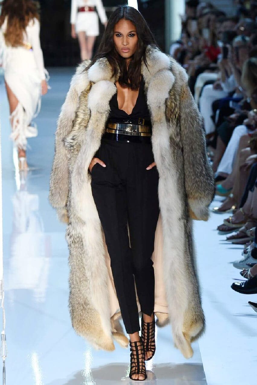 シンディ-ブルーナ-アレクサンドル-ヴォーティエ-Runway-雑誌シンディブルーナ-フランスのトップモデル。 沿って Runway 雑誌