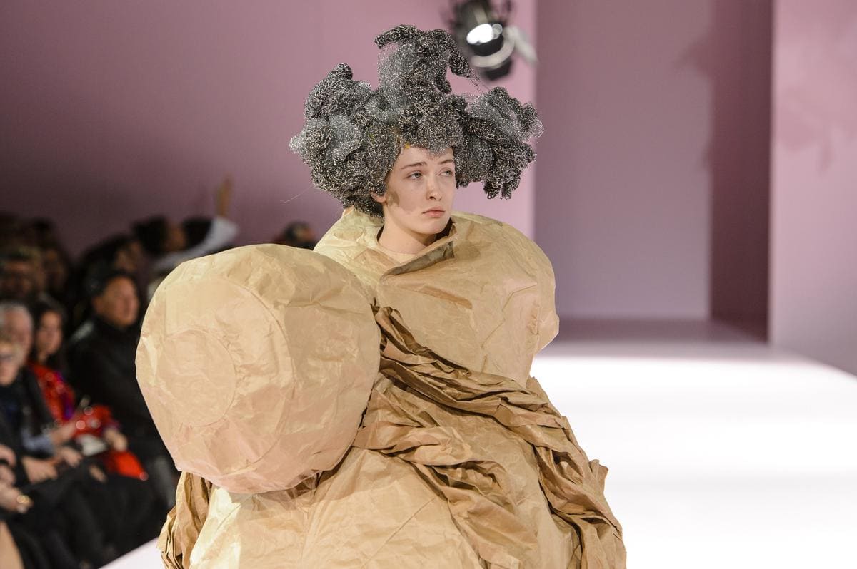 omme_des_Garcons_fall_winter_2017_2018_Paris_Fashion_Week_Runway_Revista COMME DES GARCONS Otoño Invierno 2017-2018