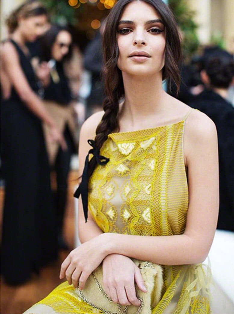 FotoScott Schuman-Valentino-Emily Ratajkowski-runwayrevista