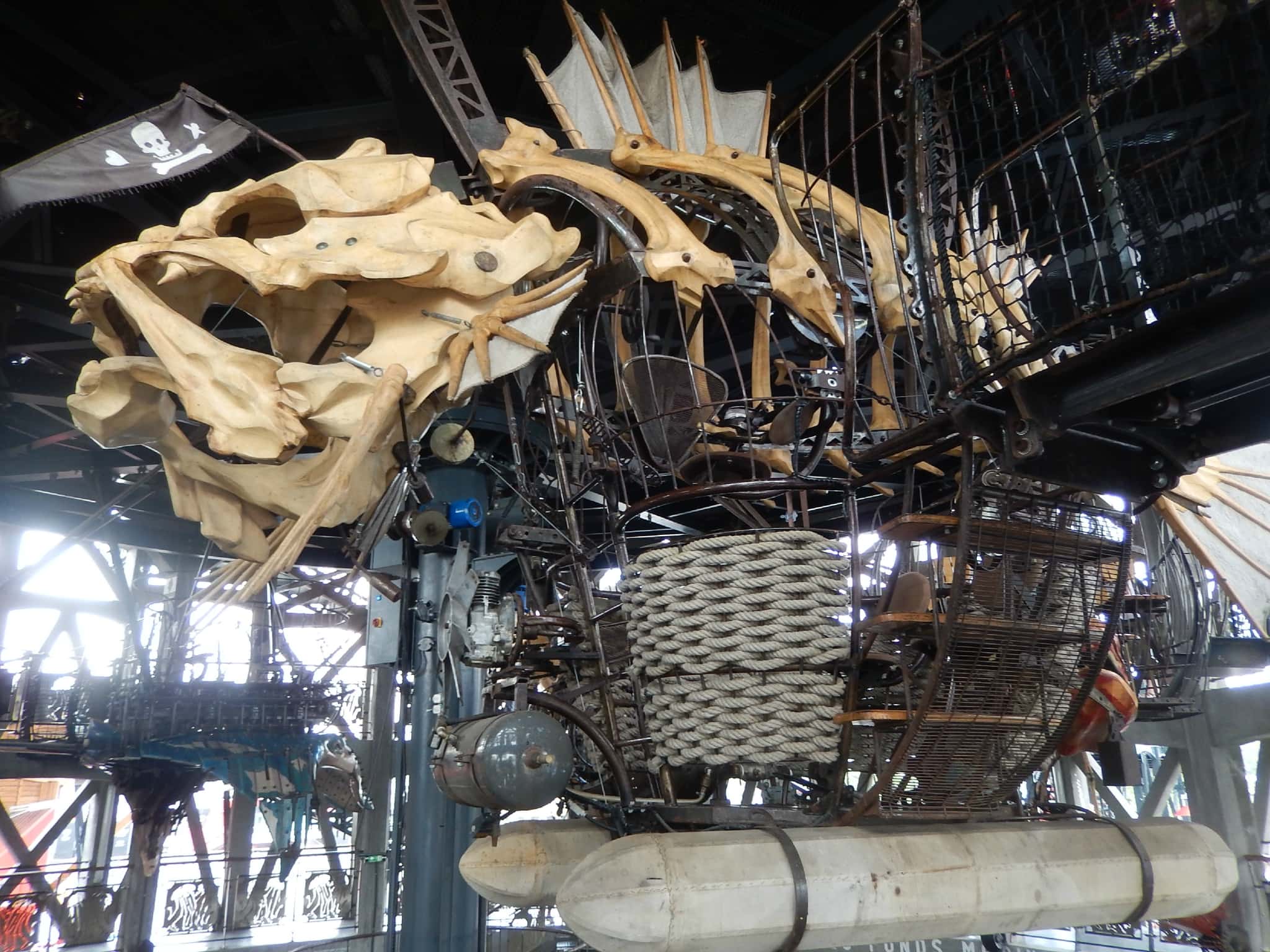 Runway-雑誌-Les-Machines-Nantes-Francois-Delaroziere-Pierre-Orefice-steampunk-mecanics-fashion-fish