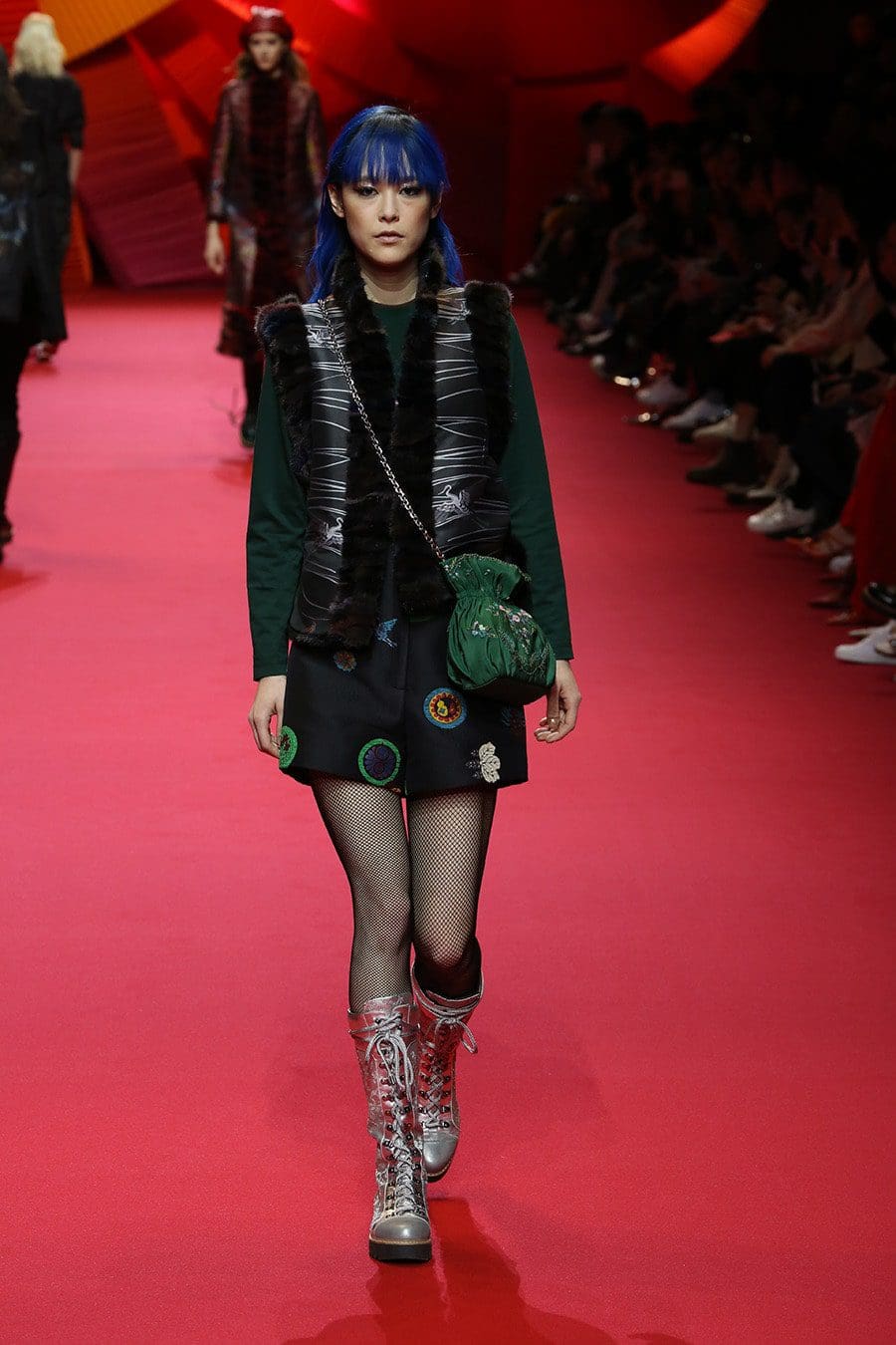 Shiatzy_chen_fall_winter_2017_2018_Paris_Fashion_Week_Runway_Magazine Shiatzy Chen Fall Winter 2017-2018