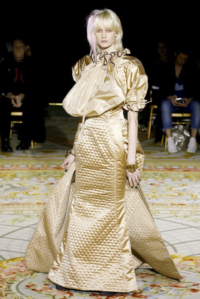 Vivienne_Westwood_fall_winter_2017_2018_Paris_Fashion_Week_Runway_Magazine