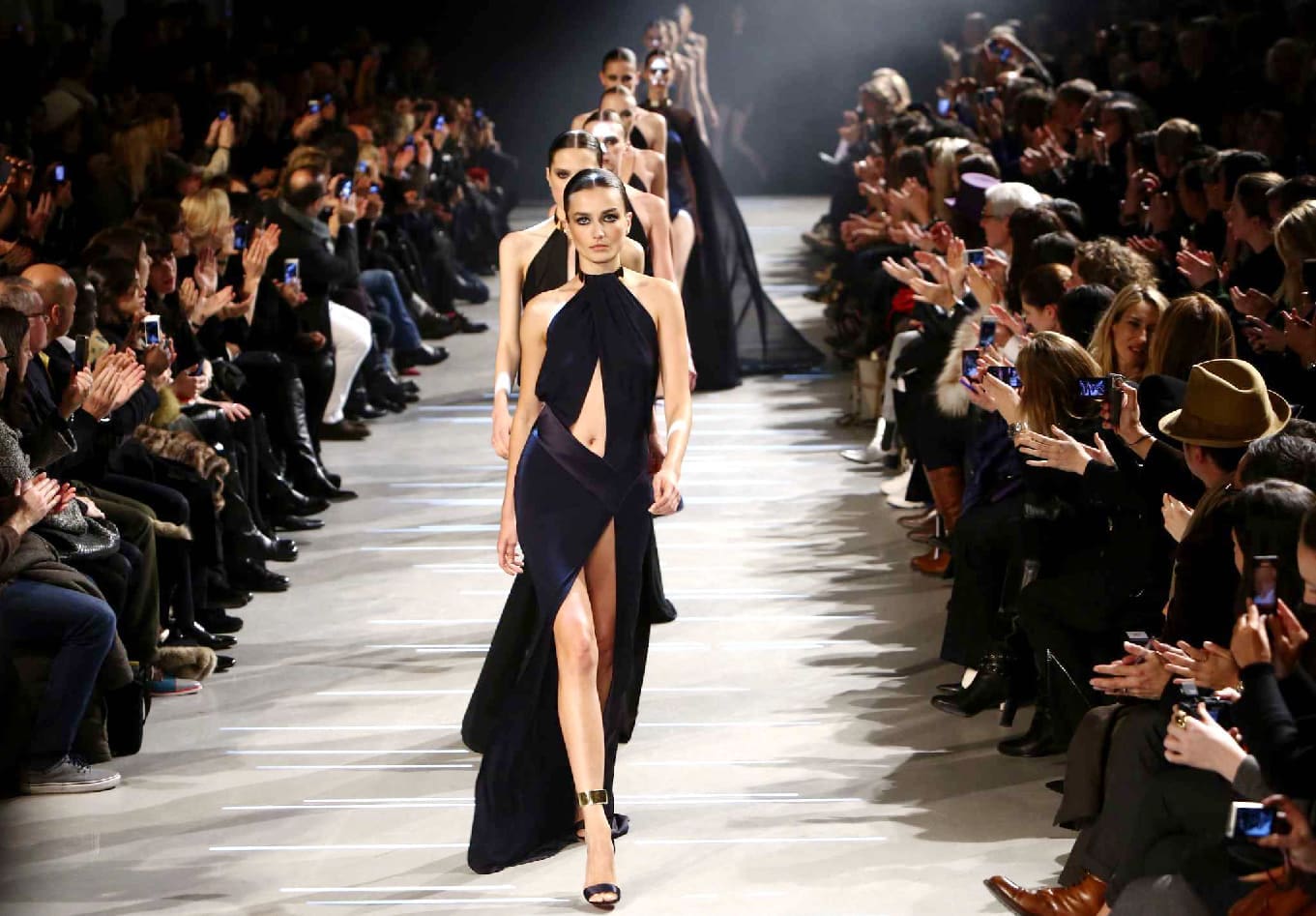 Grand Couturier. alexandre-vauthier-haute-couture-frühling-sommer-Runway-Zeitschrift