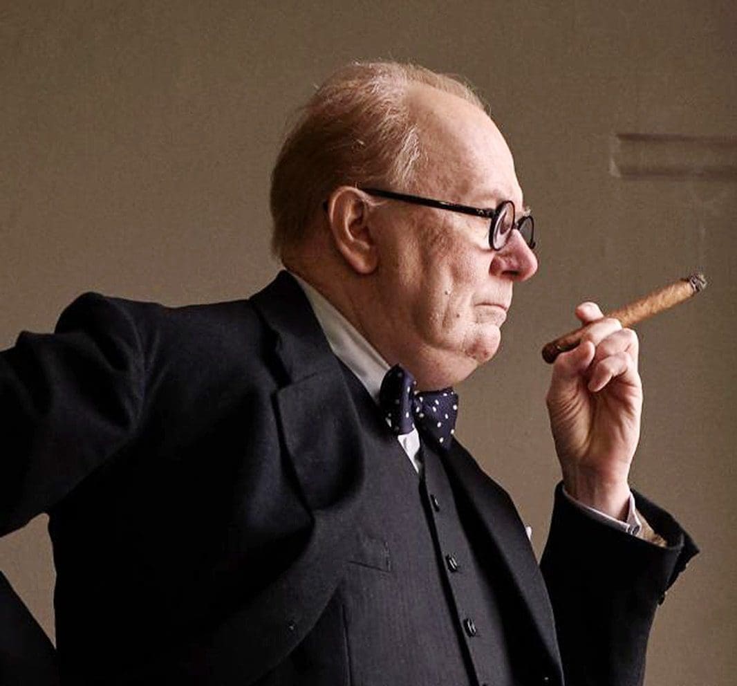 Churchill por Runway Revista CHURCHILL - MODA y CINE