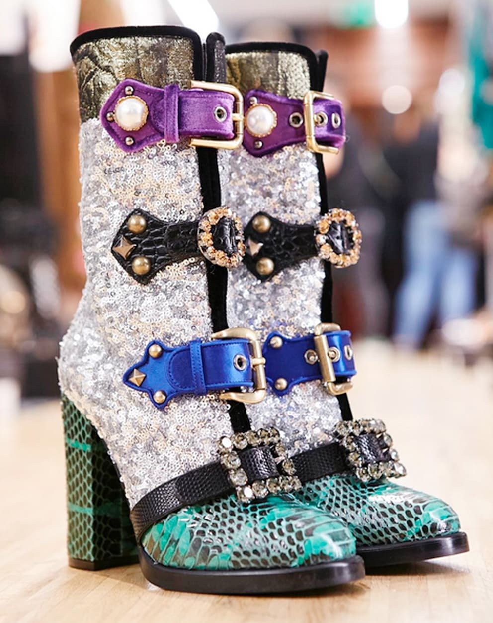 Dolce & Gabanna outono inverno 2017-2018 por Runway revista