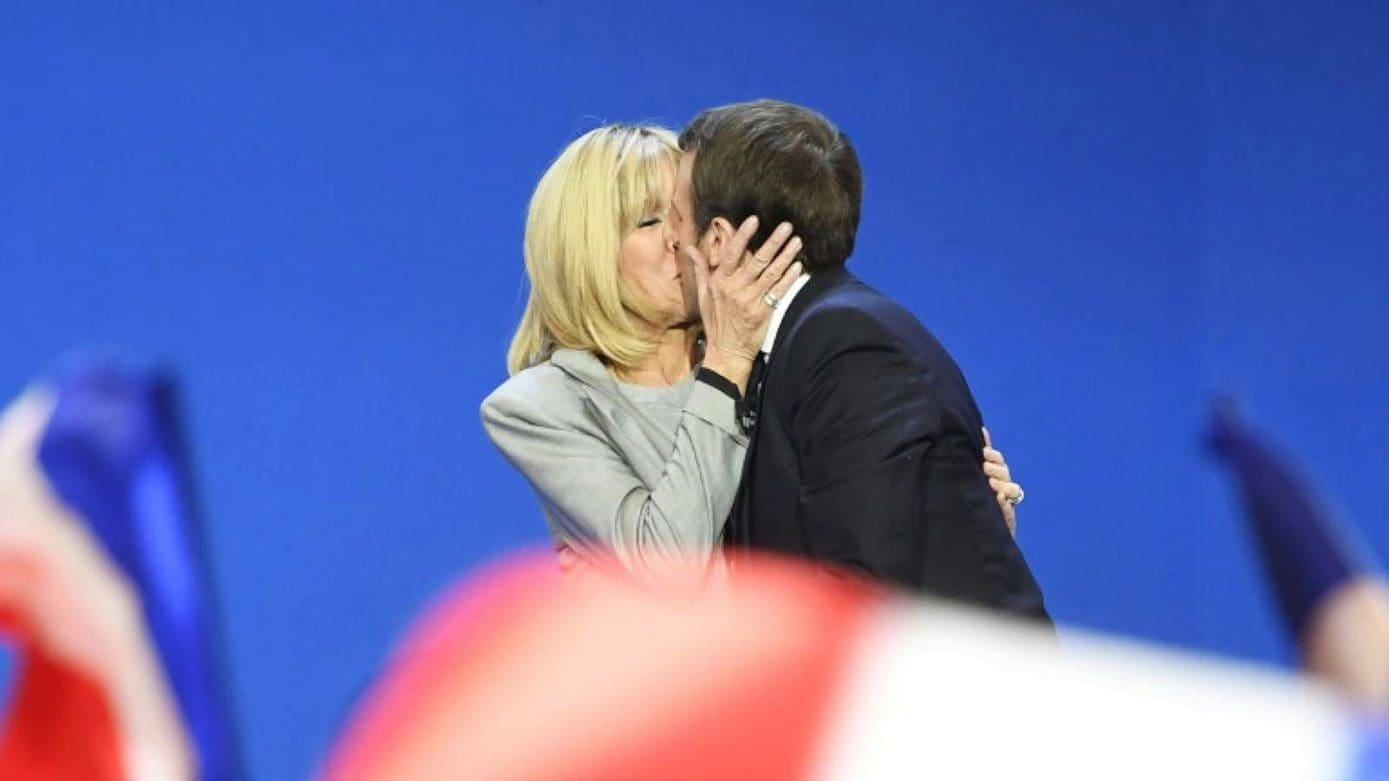 Brigitte Macron Primeira Dama da Moda da França por Runway revista