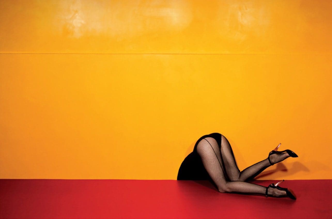 guy-bourdin-charles-jourdan-advertisement-1979-runway-magazine-the-red-list The Best Creative Images Web-Sites