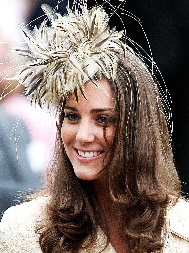 kate-middleton-philip-treacy-hats-eleonora-de-grey-editor-chefe-runway-revista