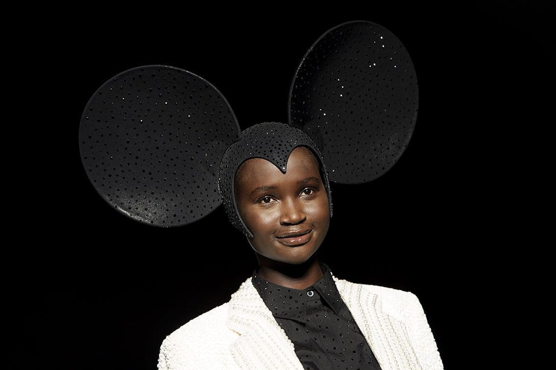 Britânico Fashion Week Philip Treacy
