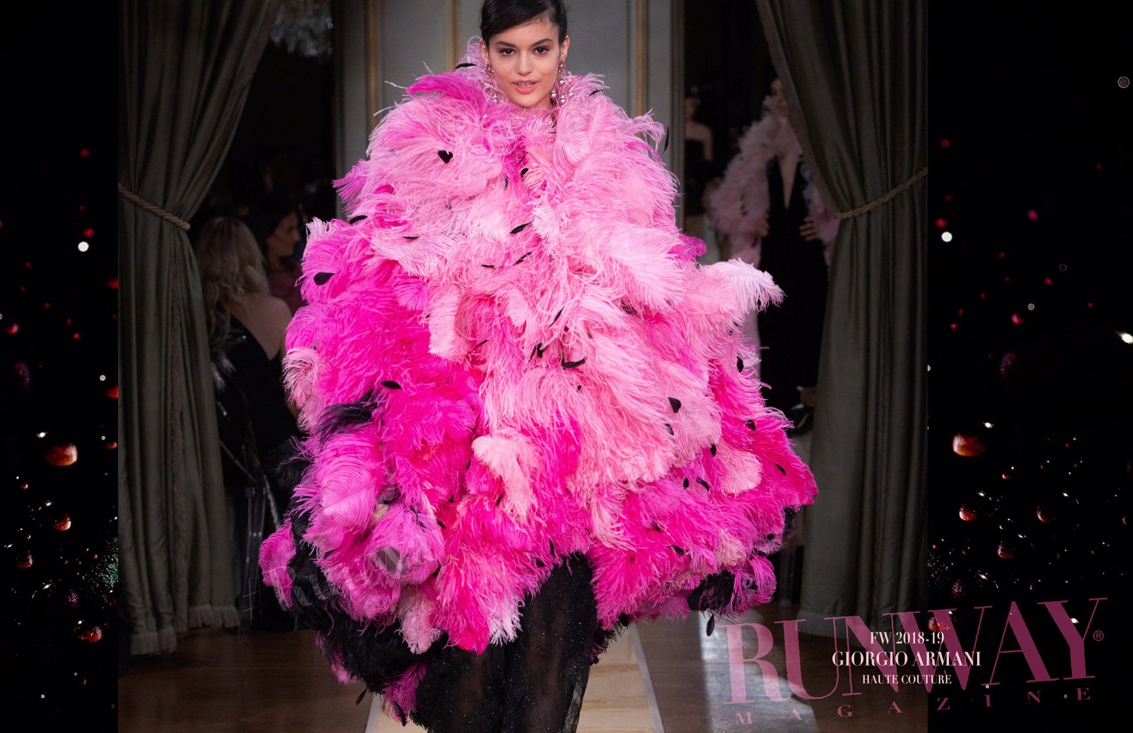 Giorgio Armani Haute Couture Herbst-Winter 2018-19 Pariser Modewoche von RUNWAY MAGAZIN
