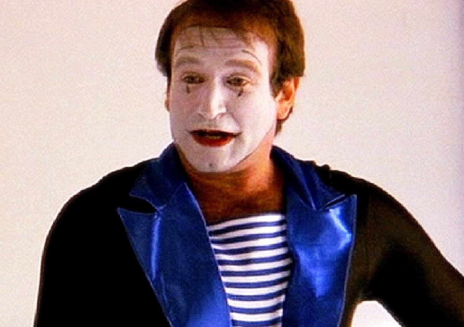 Robin Williams’s cameo in Shakes the Clown by Runway-Magazine