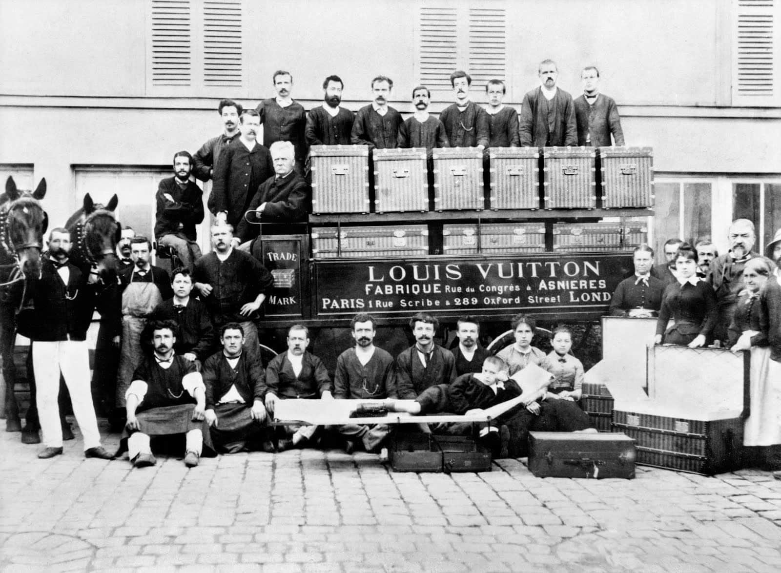 Luis Vuitton la malle de voyage 1885 - Les trésors de l'INPI par RUNWAY MAGAZINE