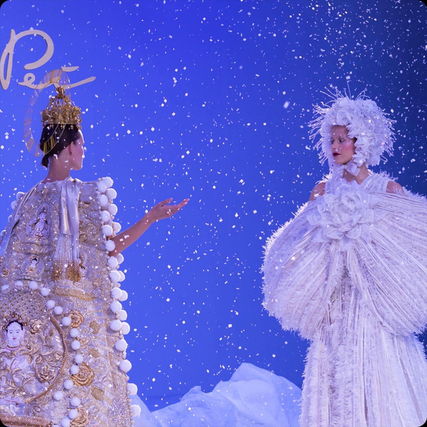 Guo Pei Haute Couture Printemps Été 2020 Semaine de la mode de Paris. Reportage spécial par RUNWAY MAGAZINE