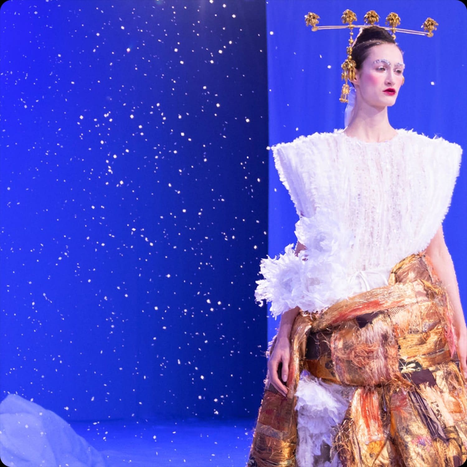 Guo Pei Haute Couture Printemps Été 2020 Semaine de la mode de Paris. Reportage spécial par RUNWAY MAGAZINE