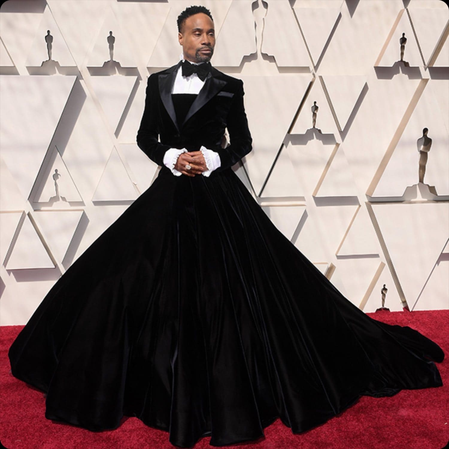 Billy Porter em smoking de Christian Siriano Oscars 2019 por RUNWAY MAGAZINE