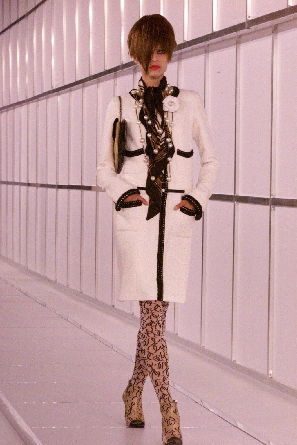 Prêt-à-porter CHANEL Automne-Hiver 2000-2001