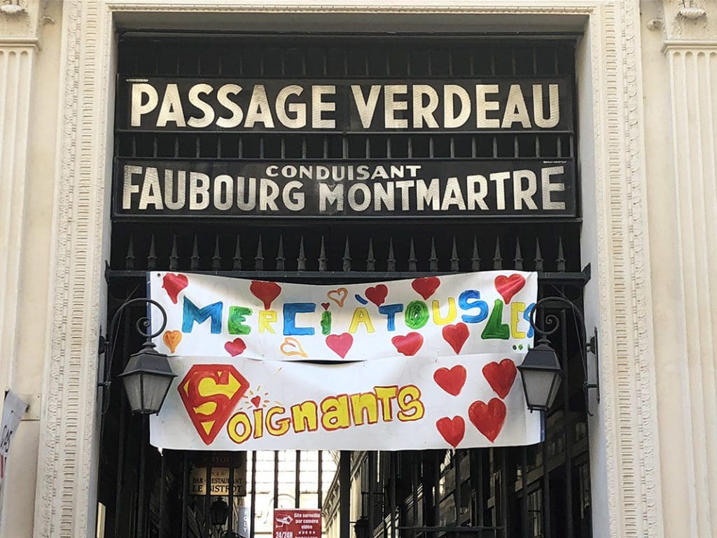 Paris. Message addressed to the healthcare professionals