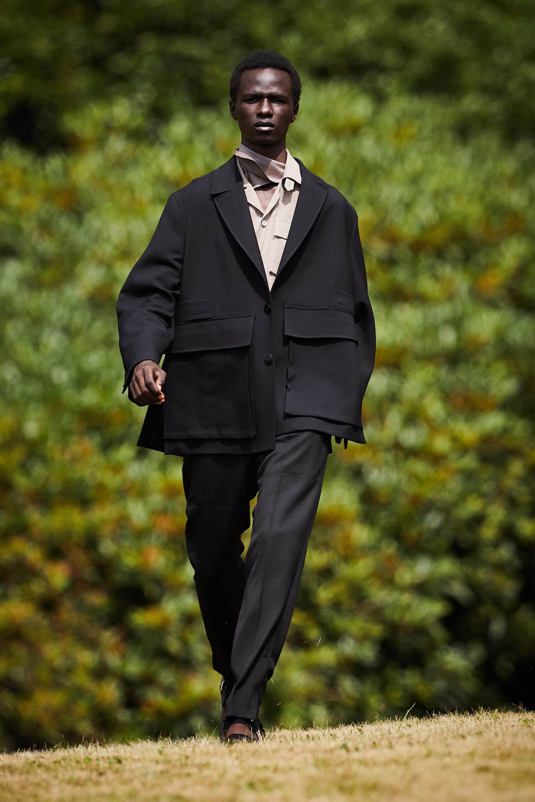 エルメネジルドゼニア2021年春夏 RUNWAY マガジン
