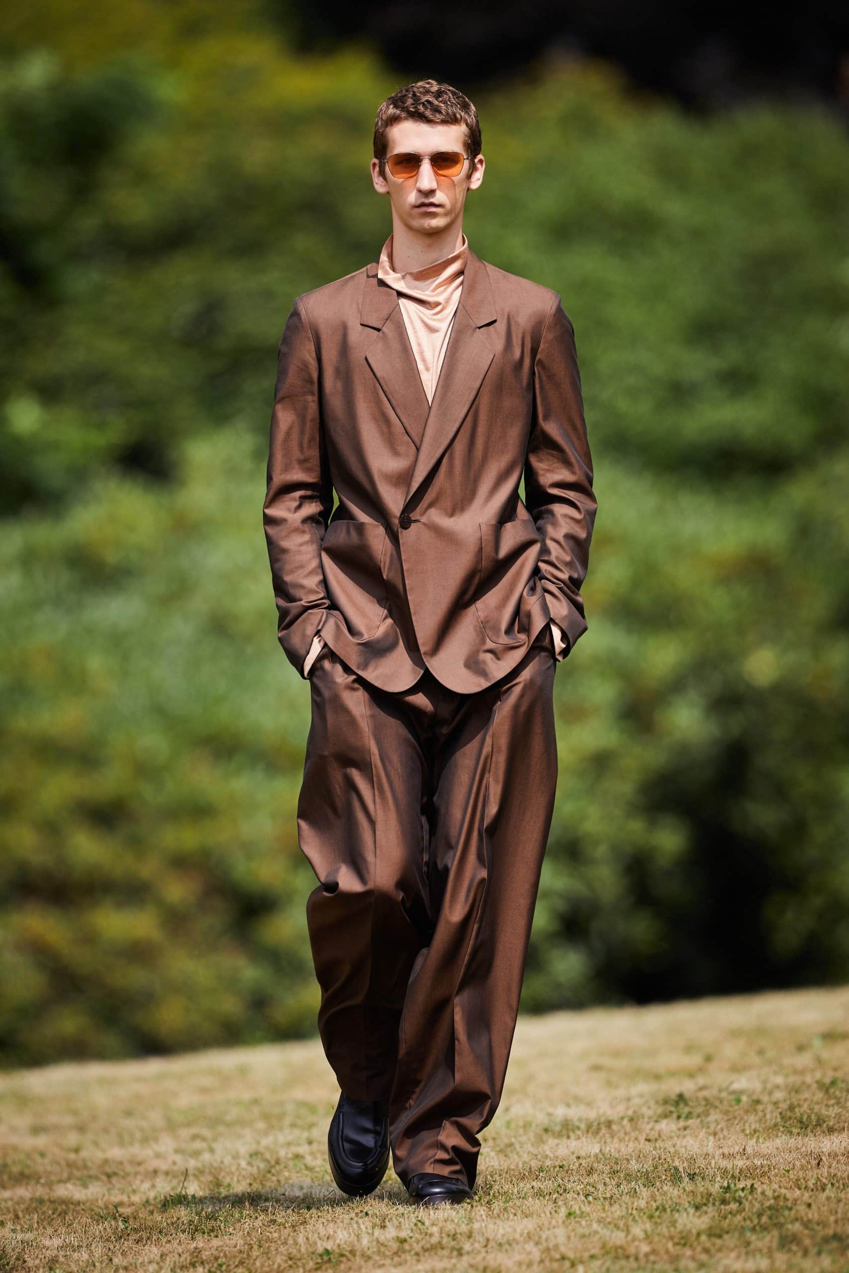 エルメネジルドゼニア2021年春夏 RUNWAY マガジン