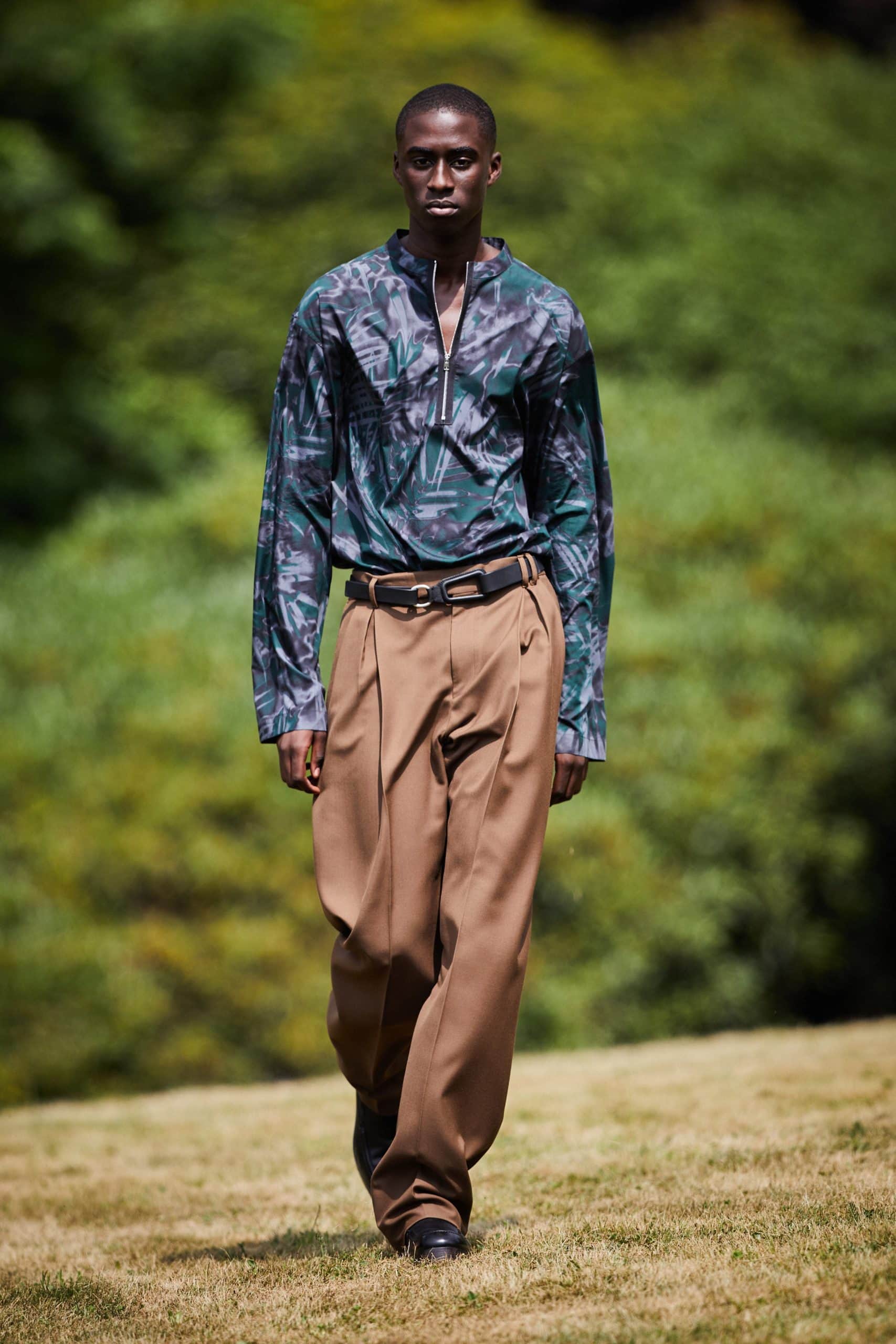 エルメネジルドゼニア2021年春夏 RUNWAY マガジン