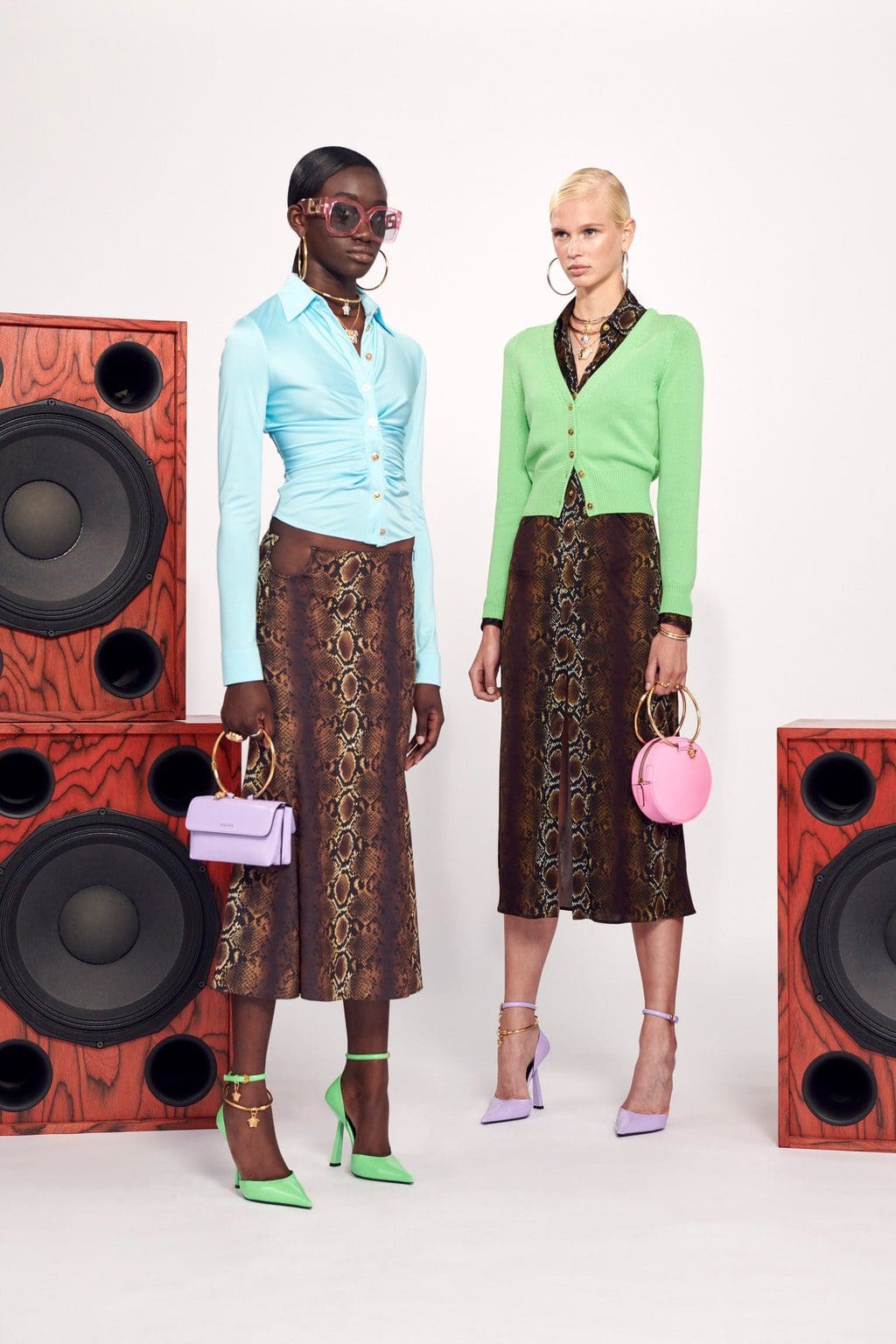 Versace Printemps Été 2021 Resort par RUNWAY MAGAZINE-FOCUS SUR LA COLLECTION FLASH