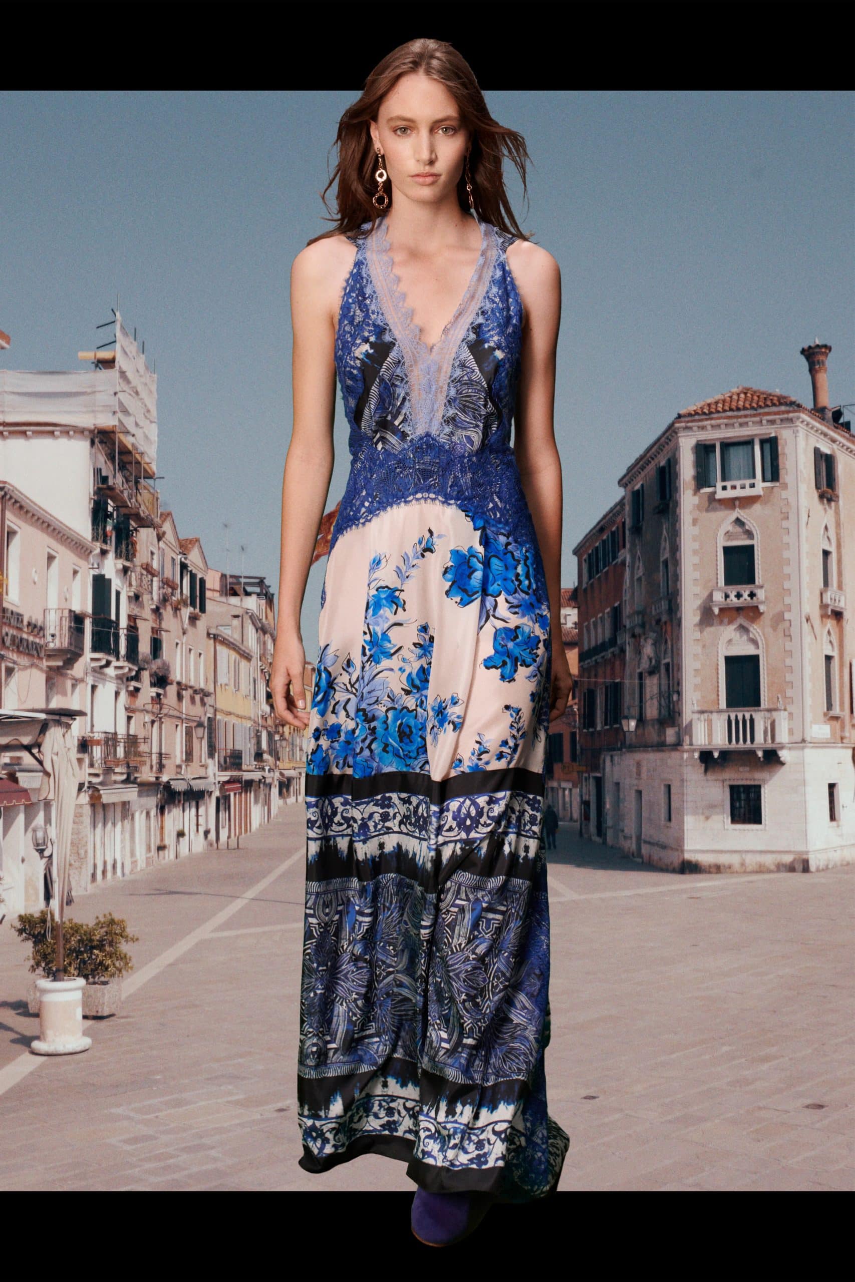Alberta Ferretti Printemps Été 2021 (Resort 2021) Milan Digital Fashion Week par RUNWAY MAGAZINE