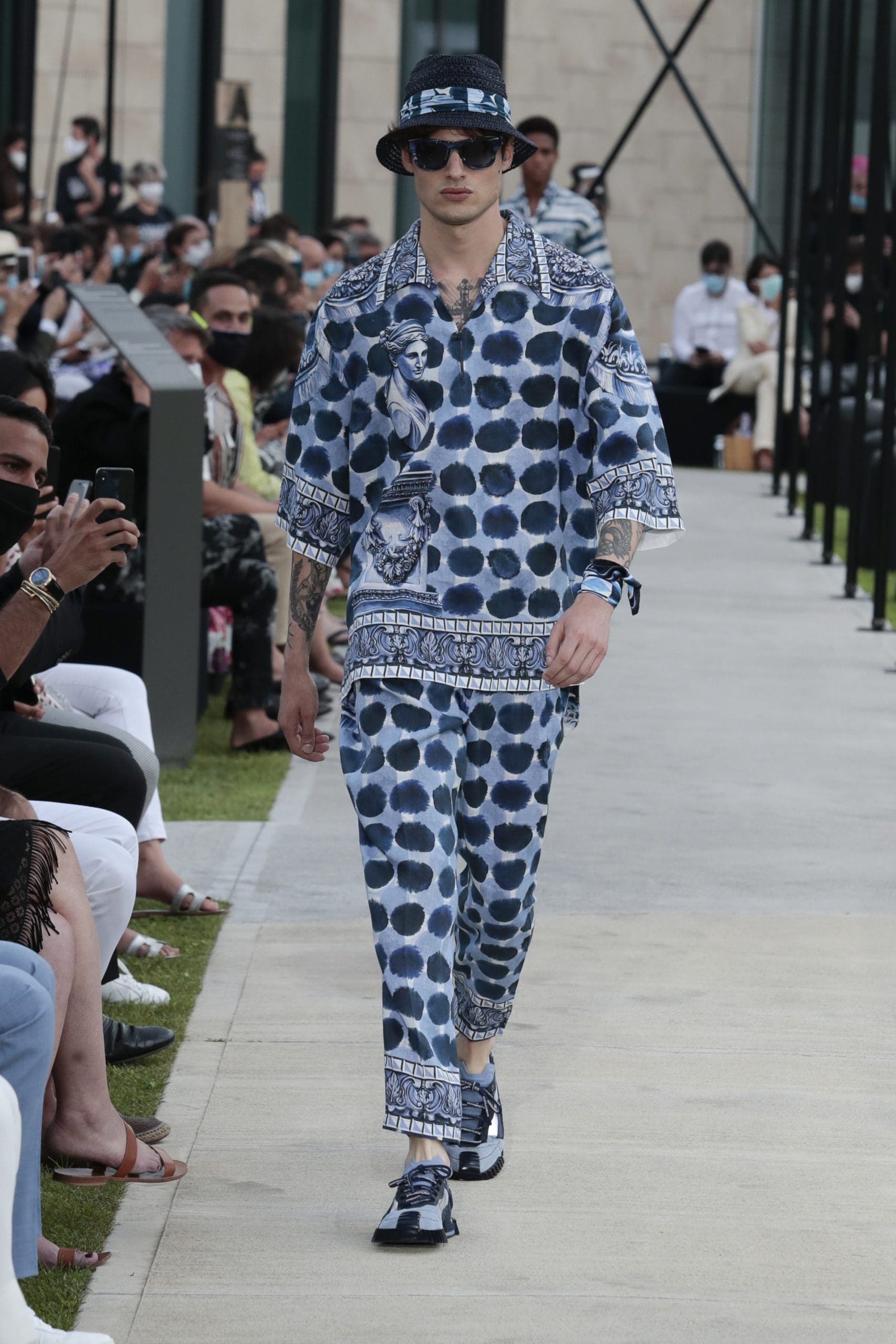 ドルチェガッバーナ2021年春夏メンズ RUNWAY マガジン