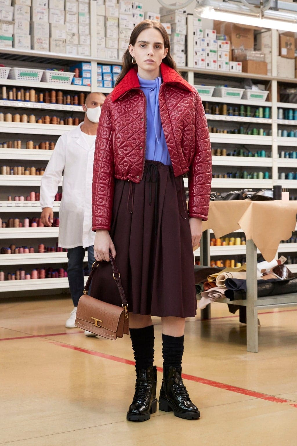 トッズの2021年春夏ミラノ Digital ファッションウィーク。 によるレビュー RUNWAY マガジン