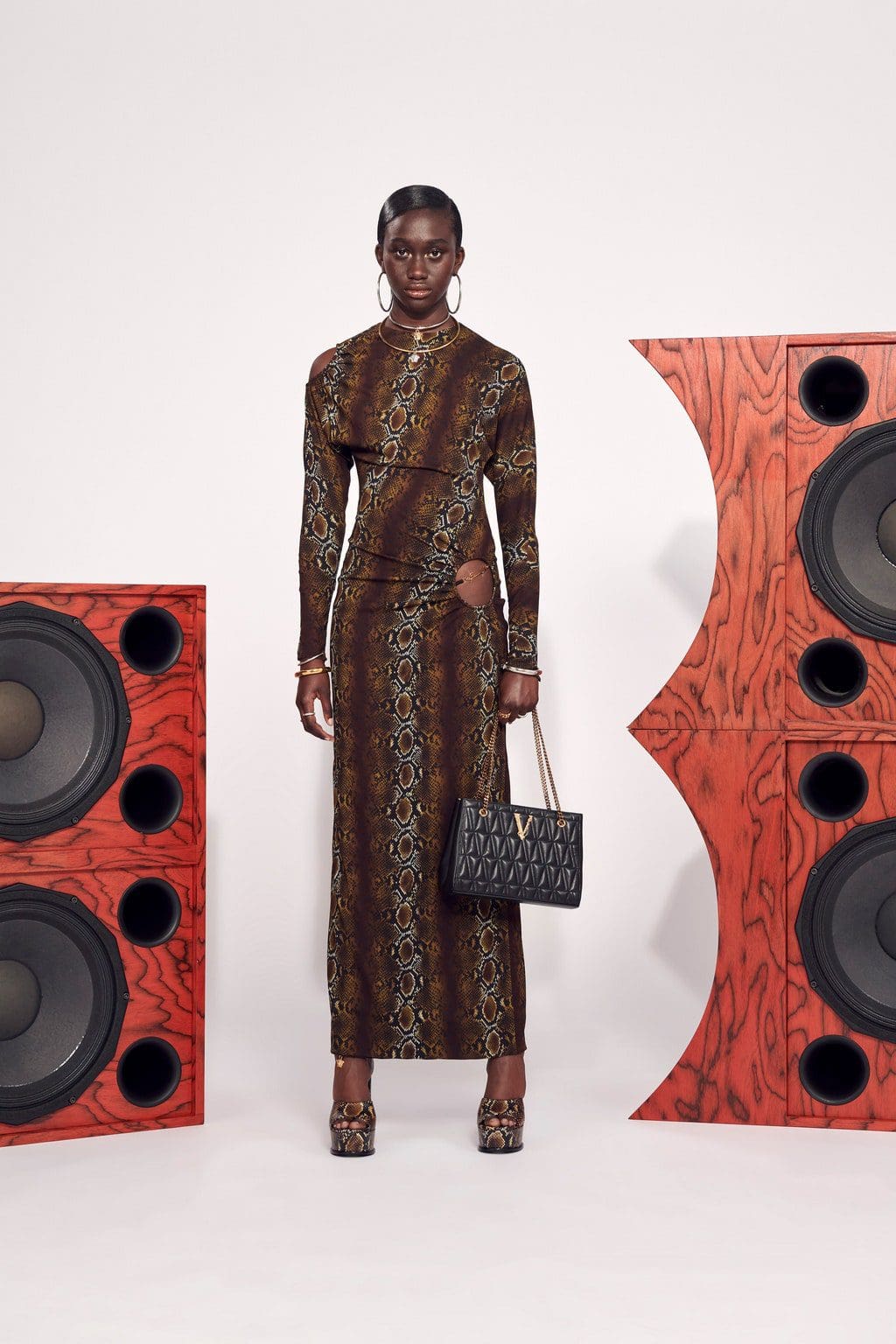 Versace Printemps Été 2021 Resort par RUNWAY MAGAZINE-FOCUS SUR LA COLLECTION FLASH