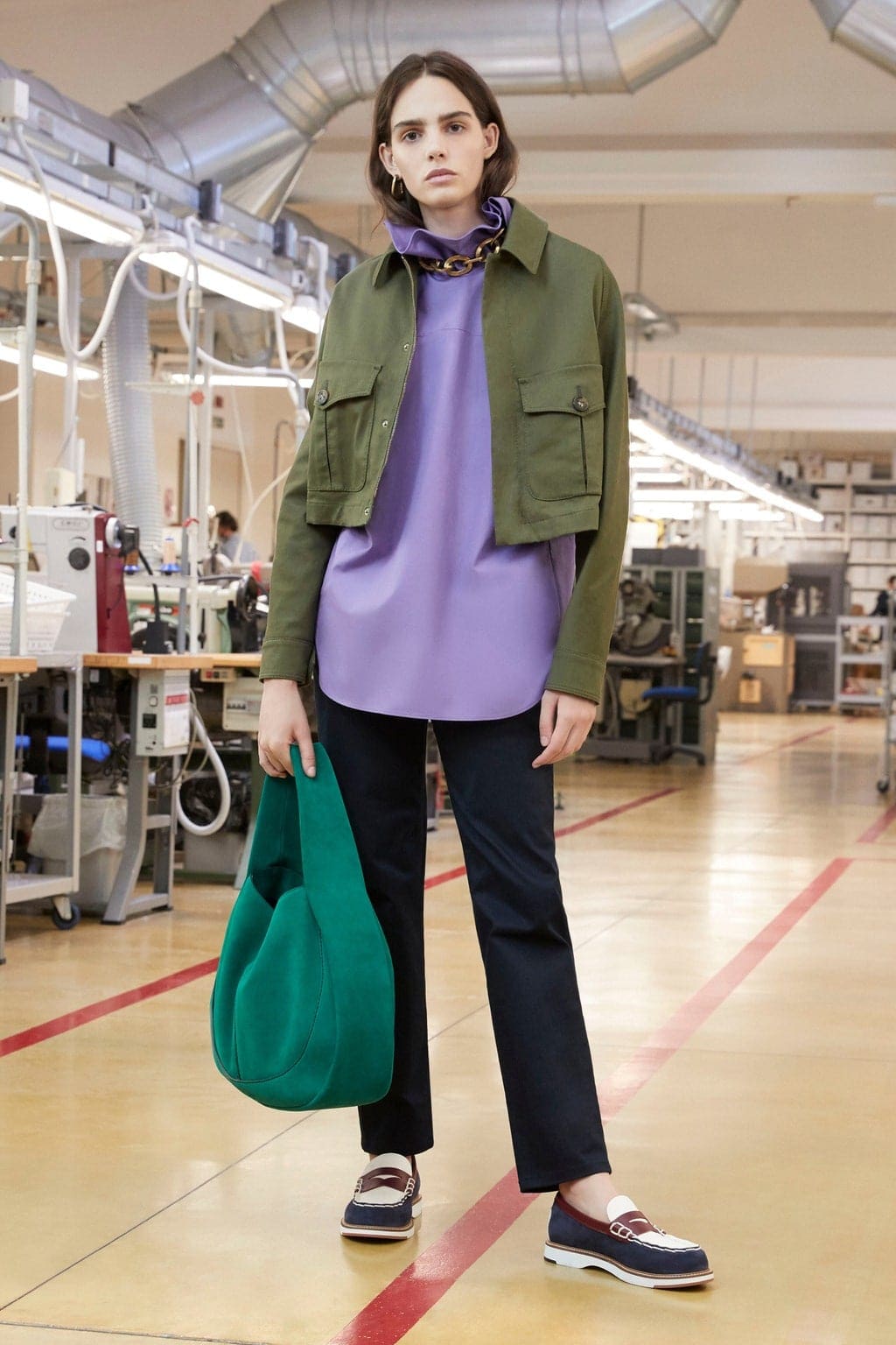 トッズの2021年春夏ミラノ Digital ファッションウィーク。 によるレビュー RUNWAY マガジン