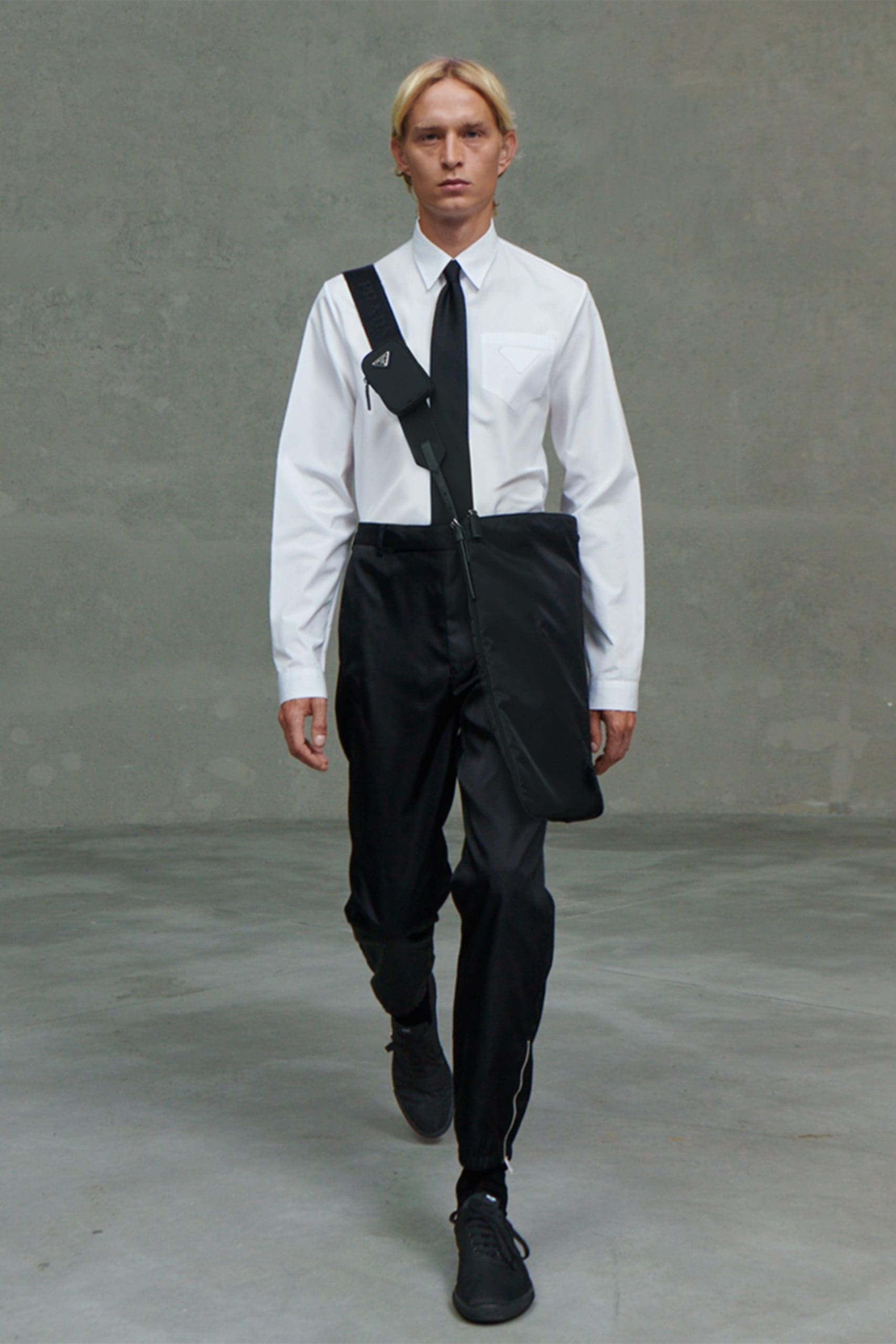 Prada Frühling Sommer 2021 Mailand Digital Fashion Week von RUNWAY MAGAZIN