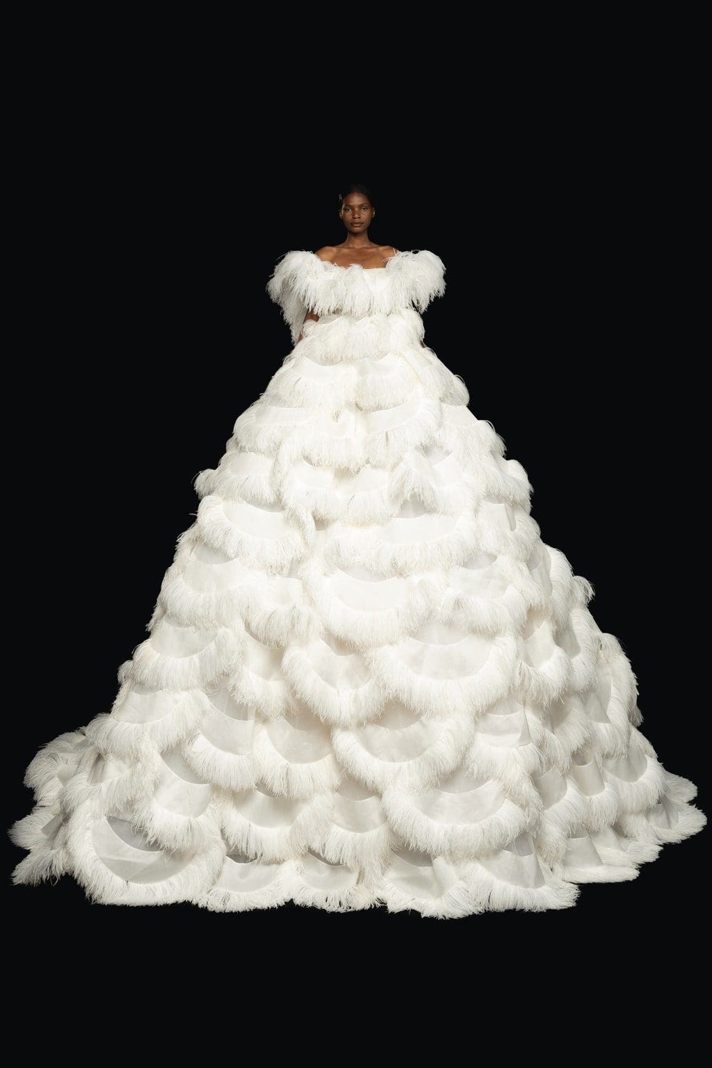 Valentino Haute Couture Herbst-Winter 2020-2021 Pierpaolo Piccioli von RUNWAY MAGAZIN