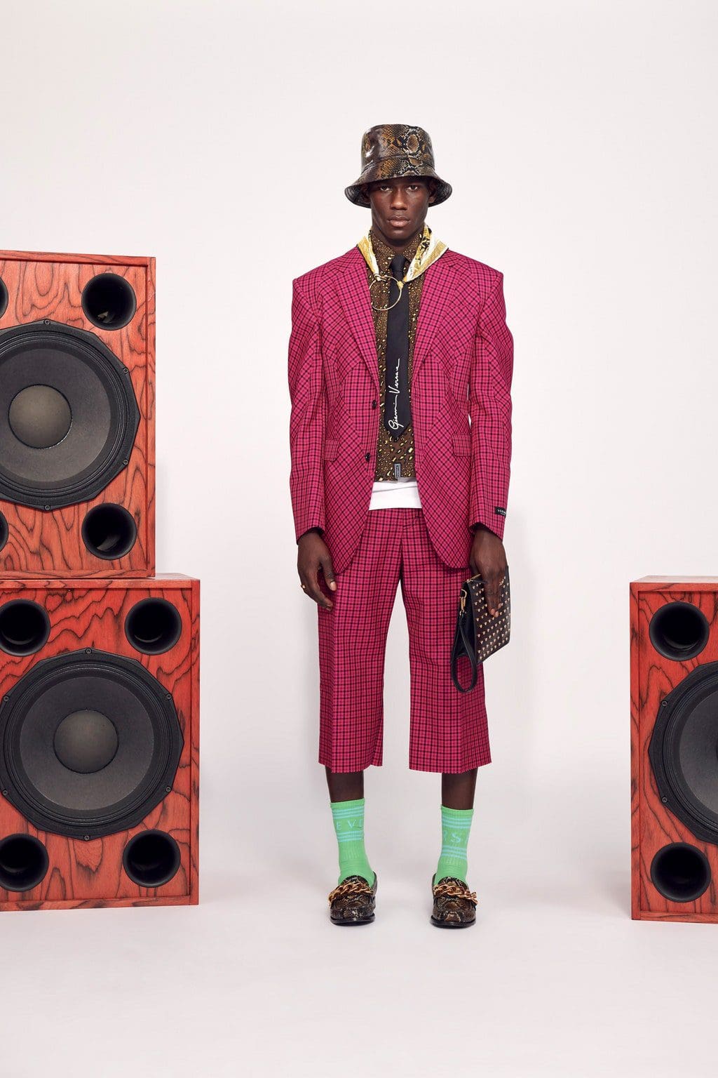 Versace Printemps Été 2021 Resort par RUNWAY MAGAZINE-FOCUS SUR LA COLLECTION FLASH