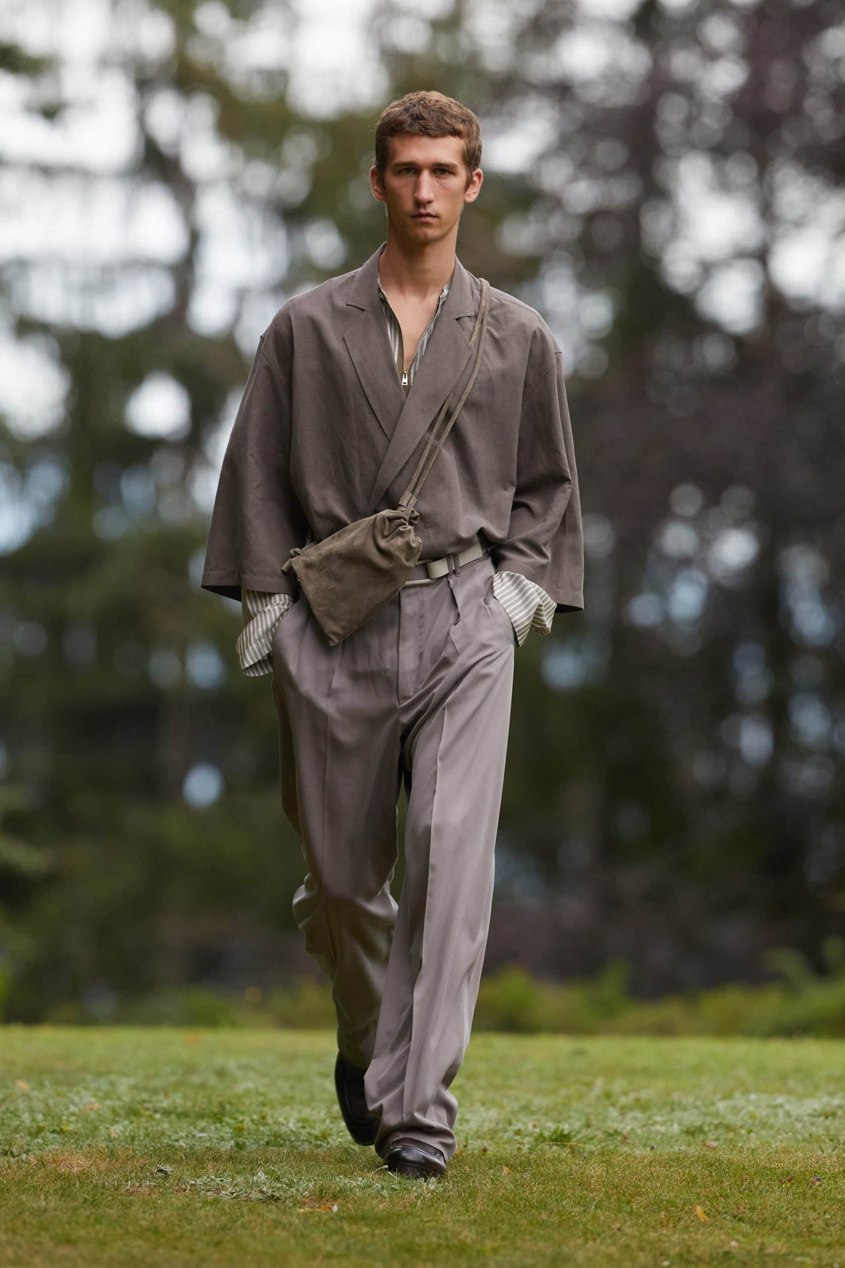 エルメネジルドゼニア2021年春夏 RUNWAY マガジン