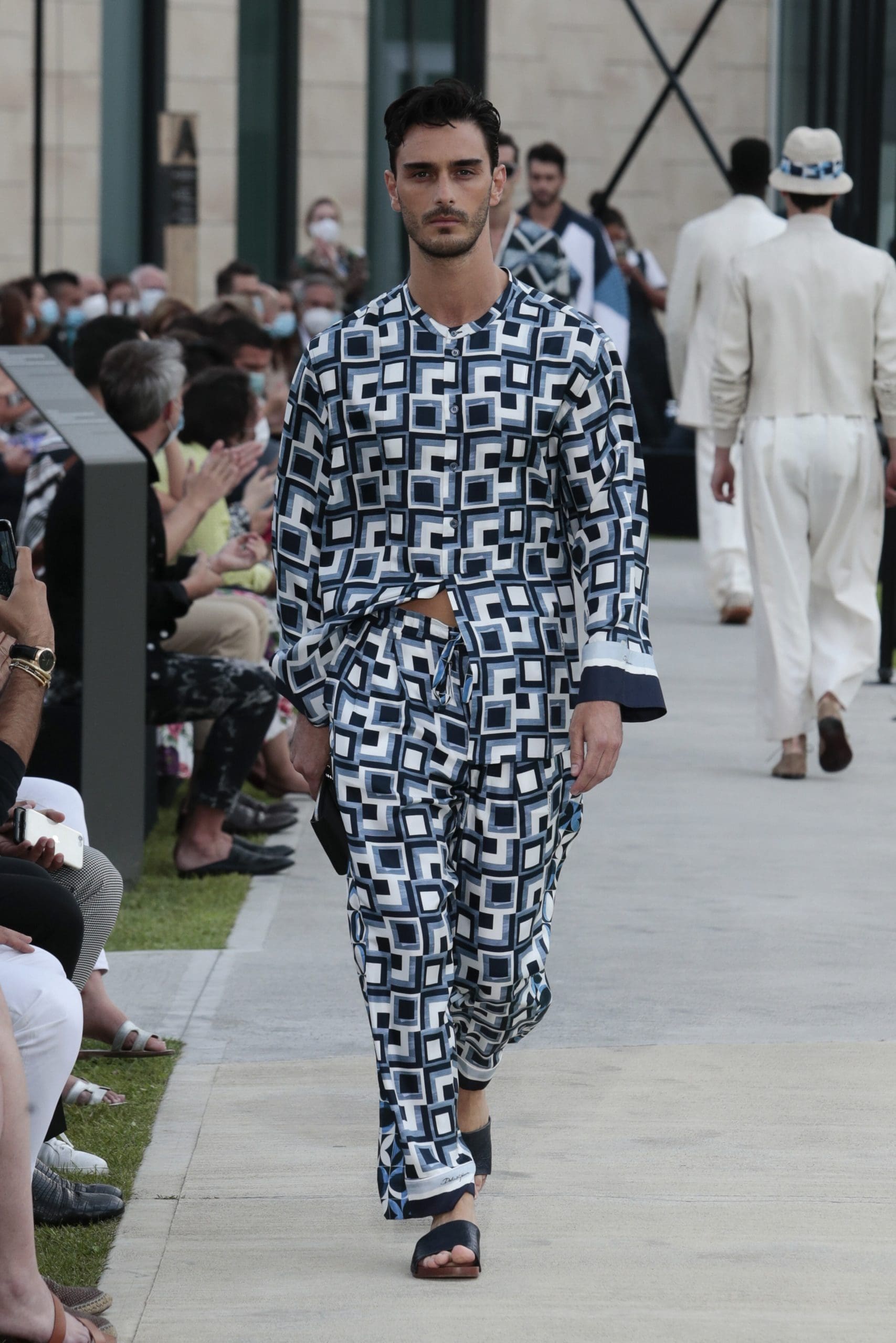 ドルチェガッバーナ2021年春夏メンズ RUNWAY マガジン