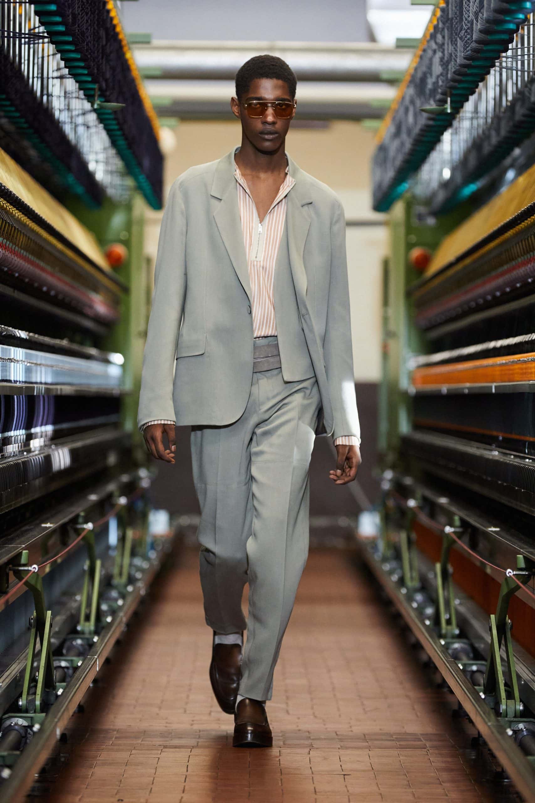 エルメネジルドゼニア2021年春夏 RUNWAY マガジン
