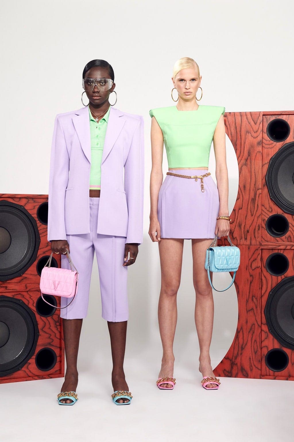 Versace Printemps Été 2021 Resort par RUNWAY MAGAZINE-FOCUS SUR LA COLLECTION FLASH