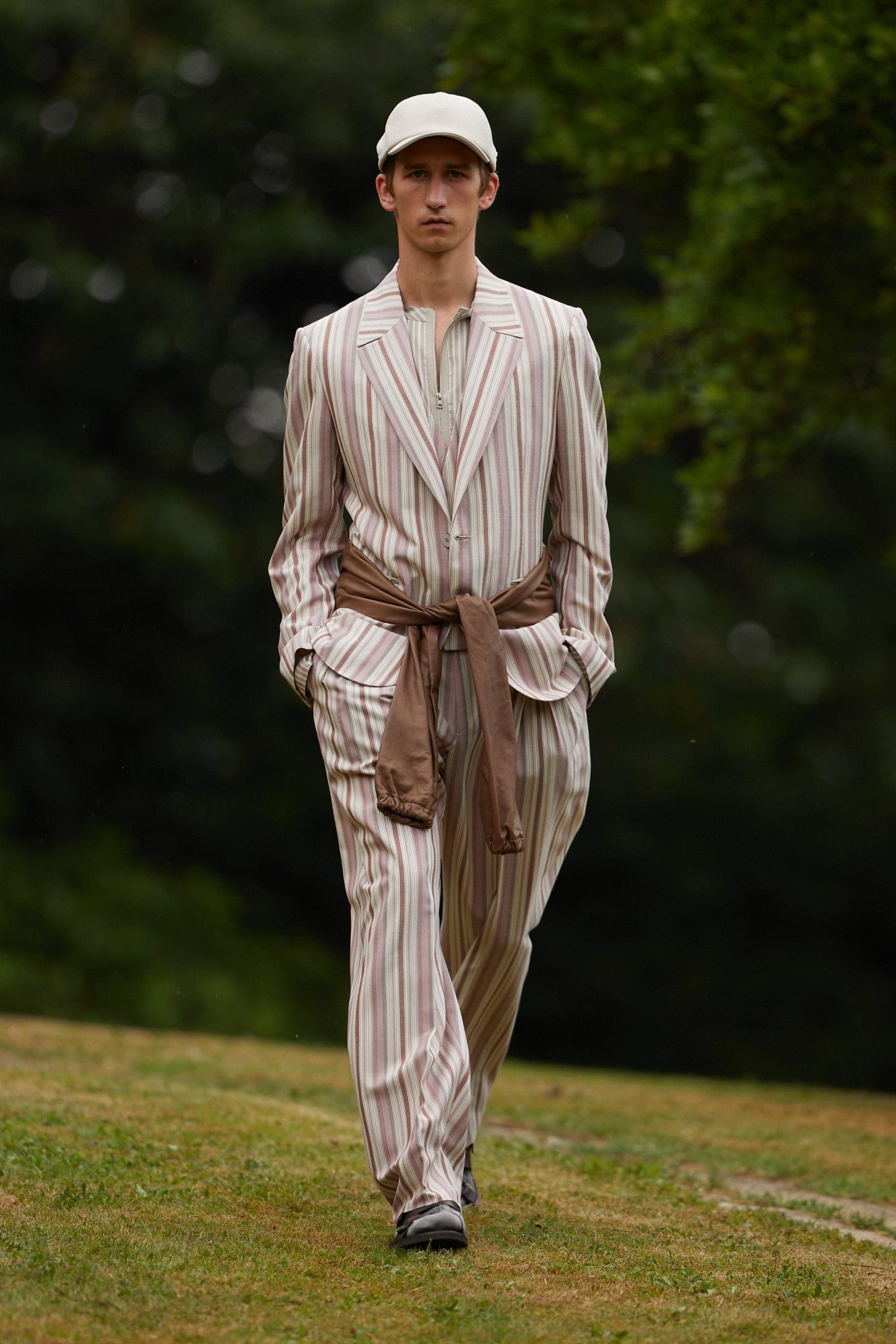 エルメネジルドゼニア2021年春夏 RUNWAY マガジン