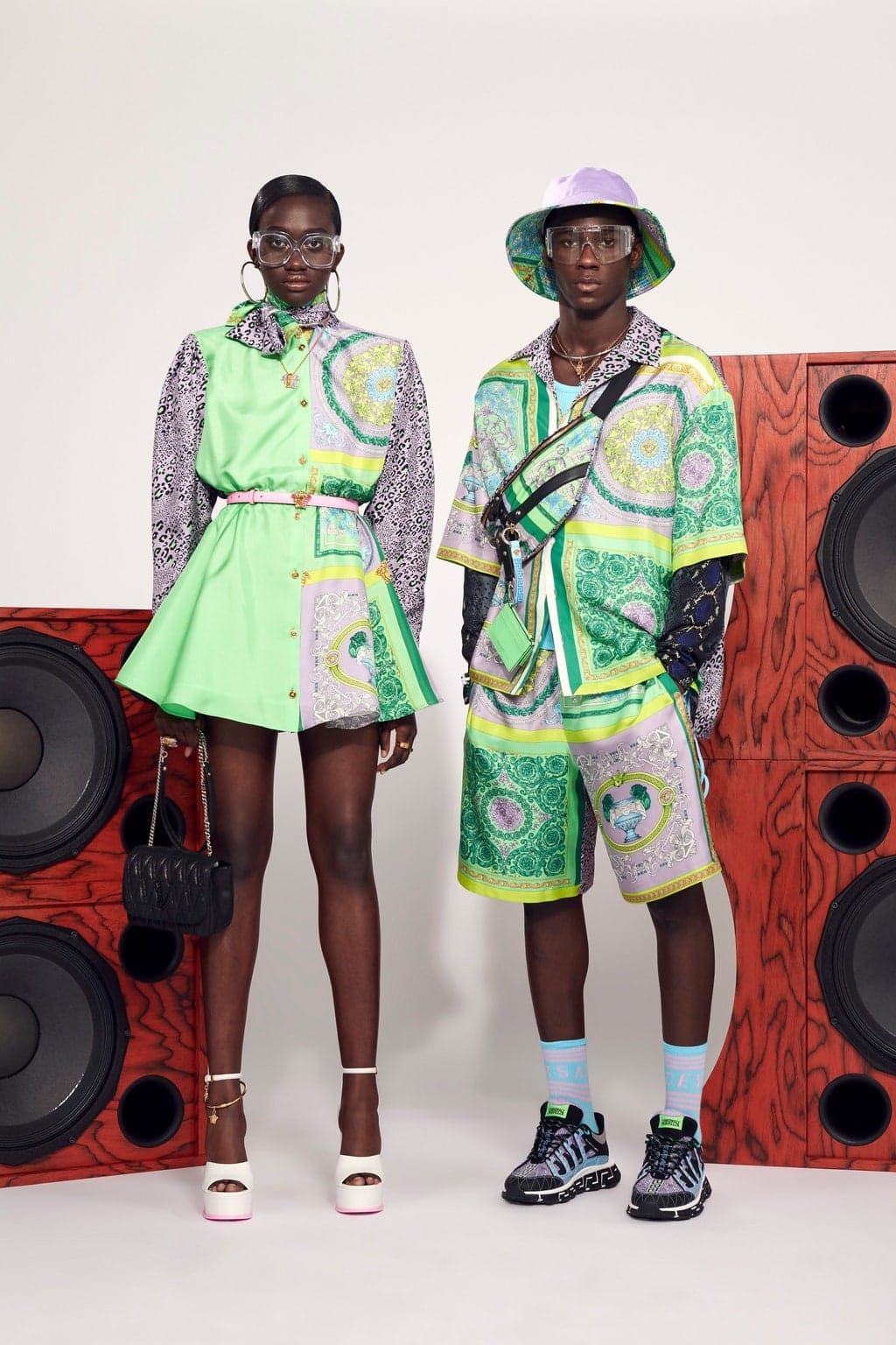 Versace Printemps Été 2021 Resort par RUNWAY MAGAZINE-FOCUS SUR LA COLLECTION FLASH