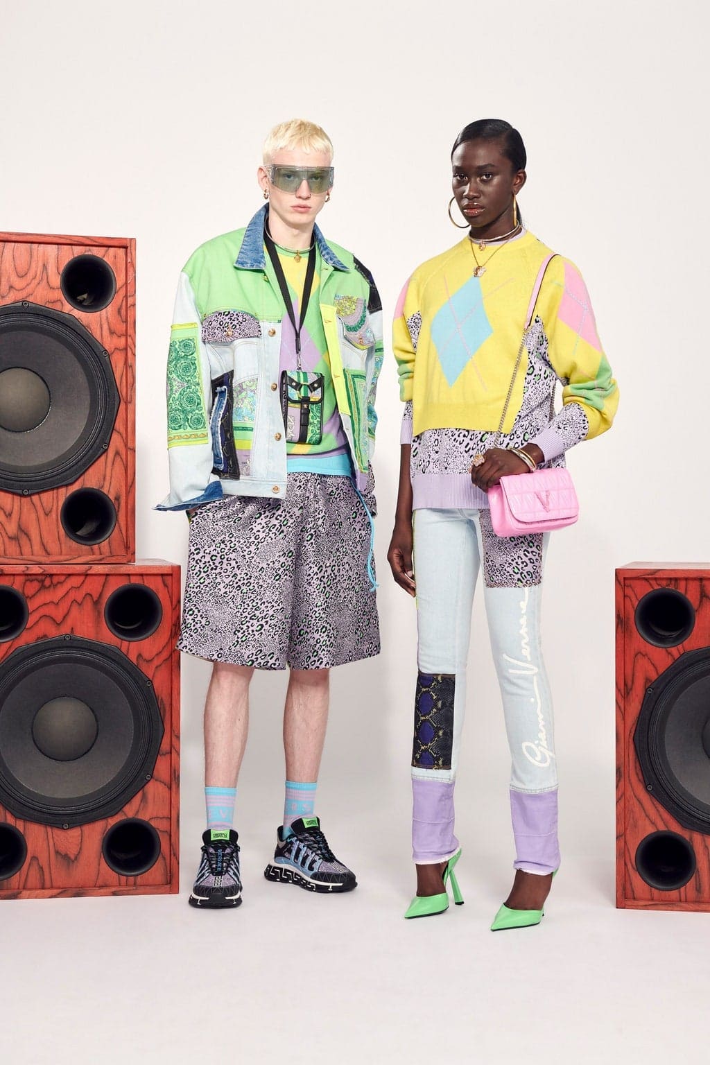 Versace Printemps Été 2021 Resort par RUNWAY MAGAZINE-FOCUS SUR LA COLLECTION FLASH