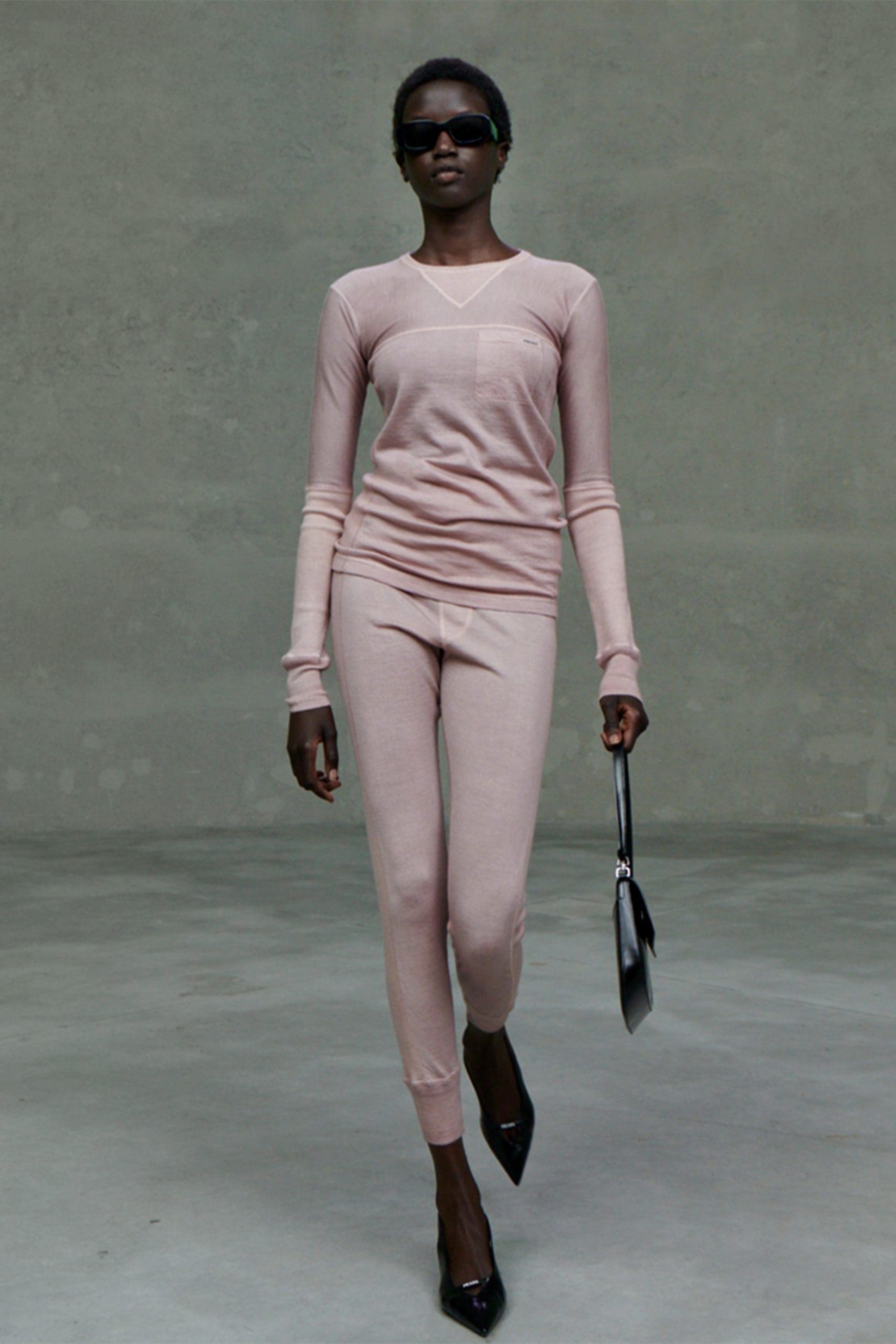 Prada Frühling Sommer 2021 Mailand Digital Fashion Week von RUNWAY MAGAZIN