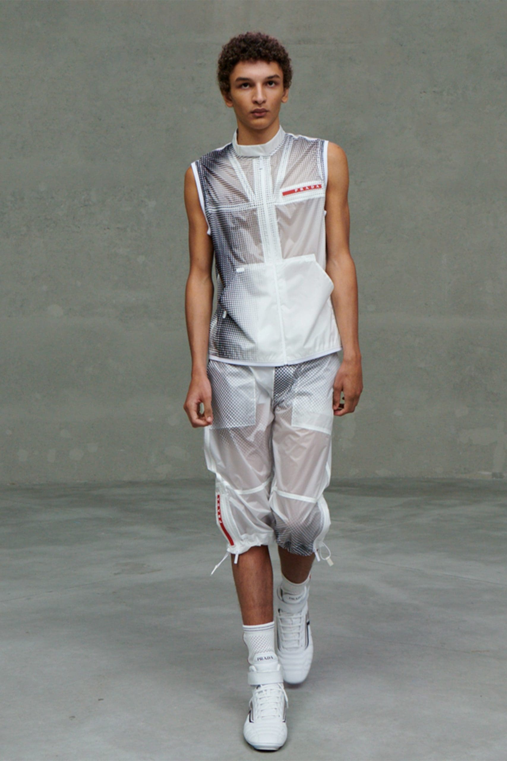 Prada Frühling Sommer 2021 Mailand Digital Fashion Week von RUNWAY MAGAZIN