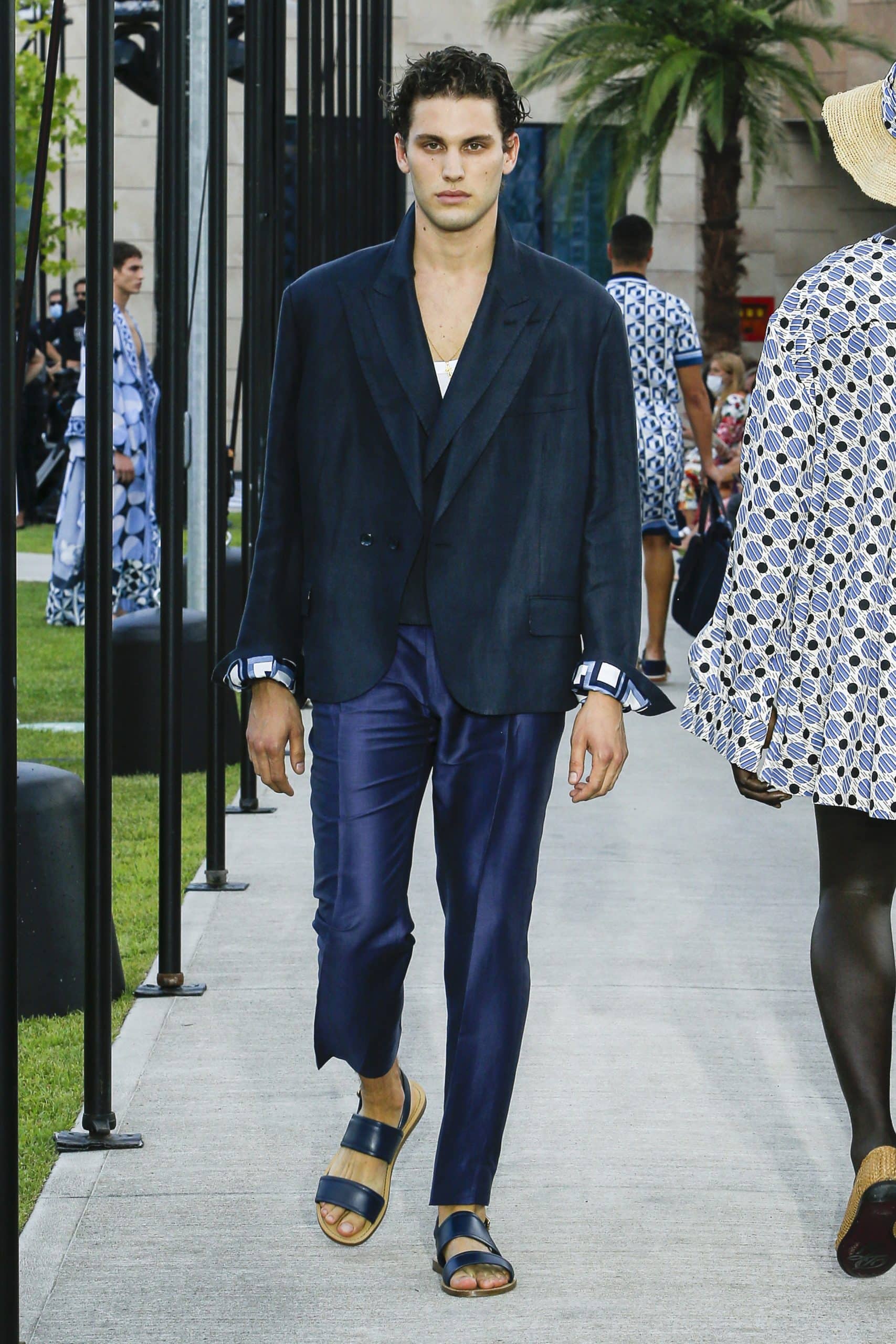 ドルチェガッバーナ2021年春夏メンズ RUNWAY マガジン