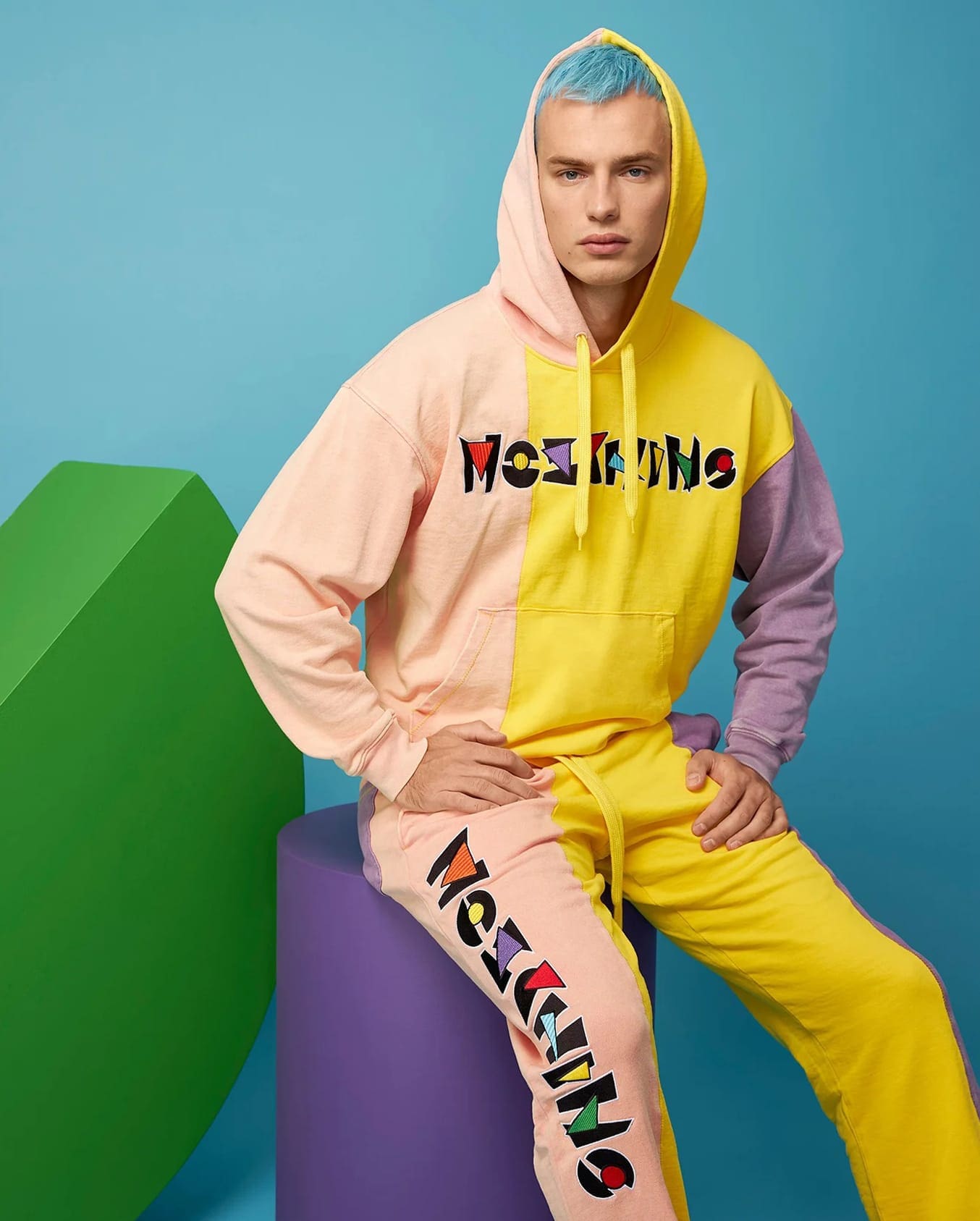 Moschino Printemps Été 2021 Hommes Milan Digital Fashion Week par RUNWAY MAGAZINE