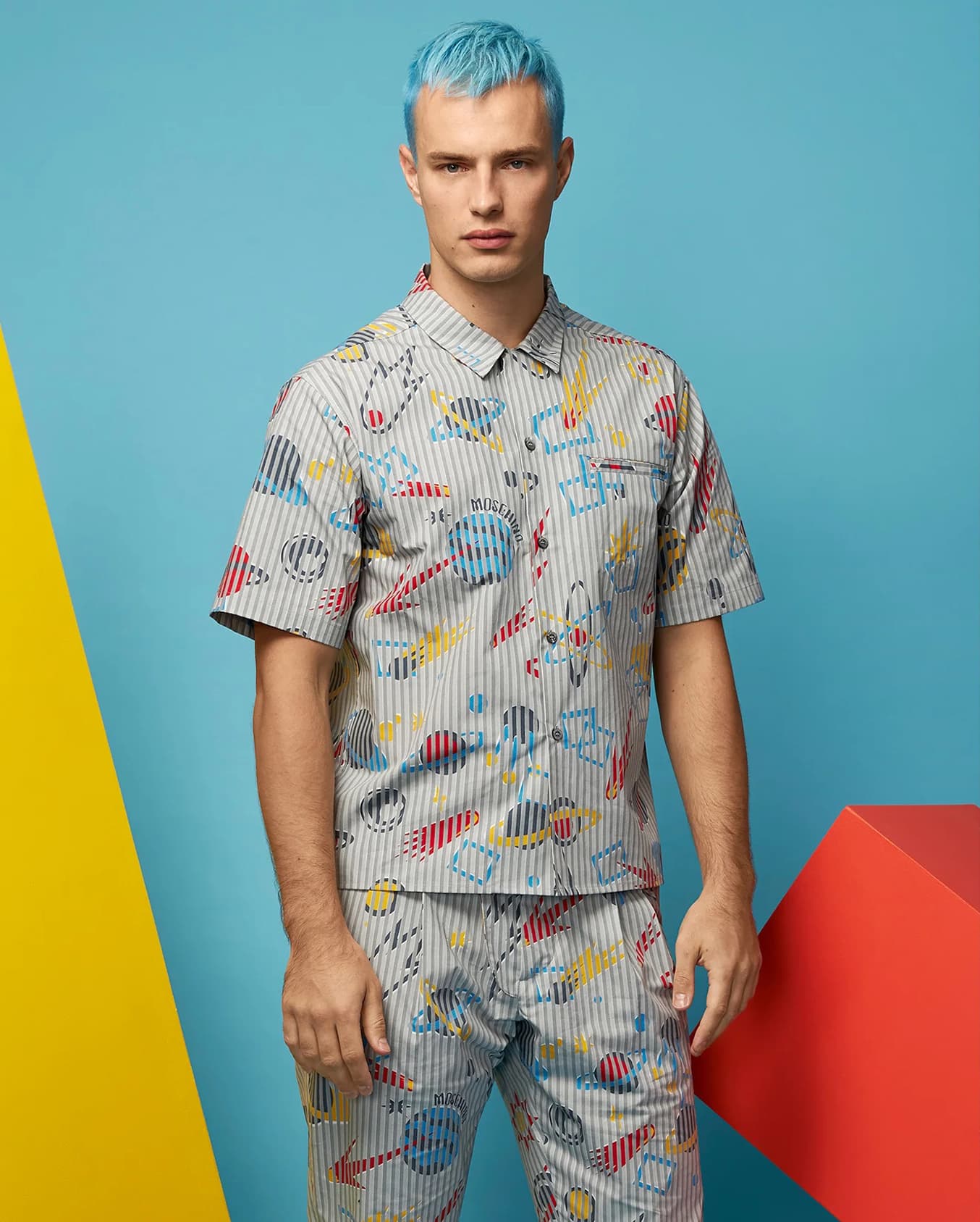 Moschino Printemps Été 2021 Hommes Milan Digital Fashion Week par RUNWAY MAGAZINE