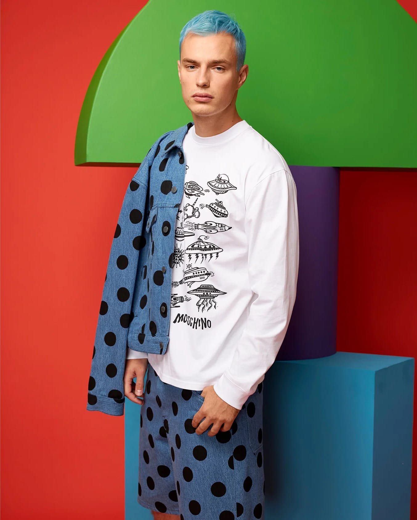 Moschino Printemps Été 2021 Hommes Milan Digital Fashion Week par RUNWAY MAGAZINE