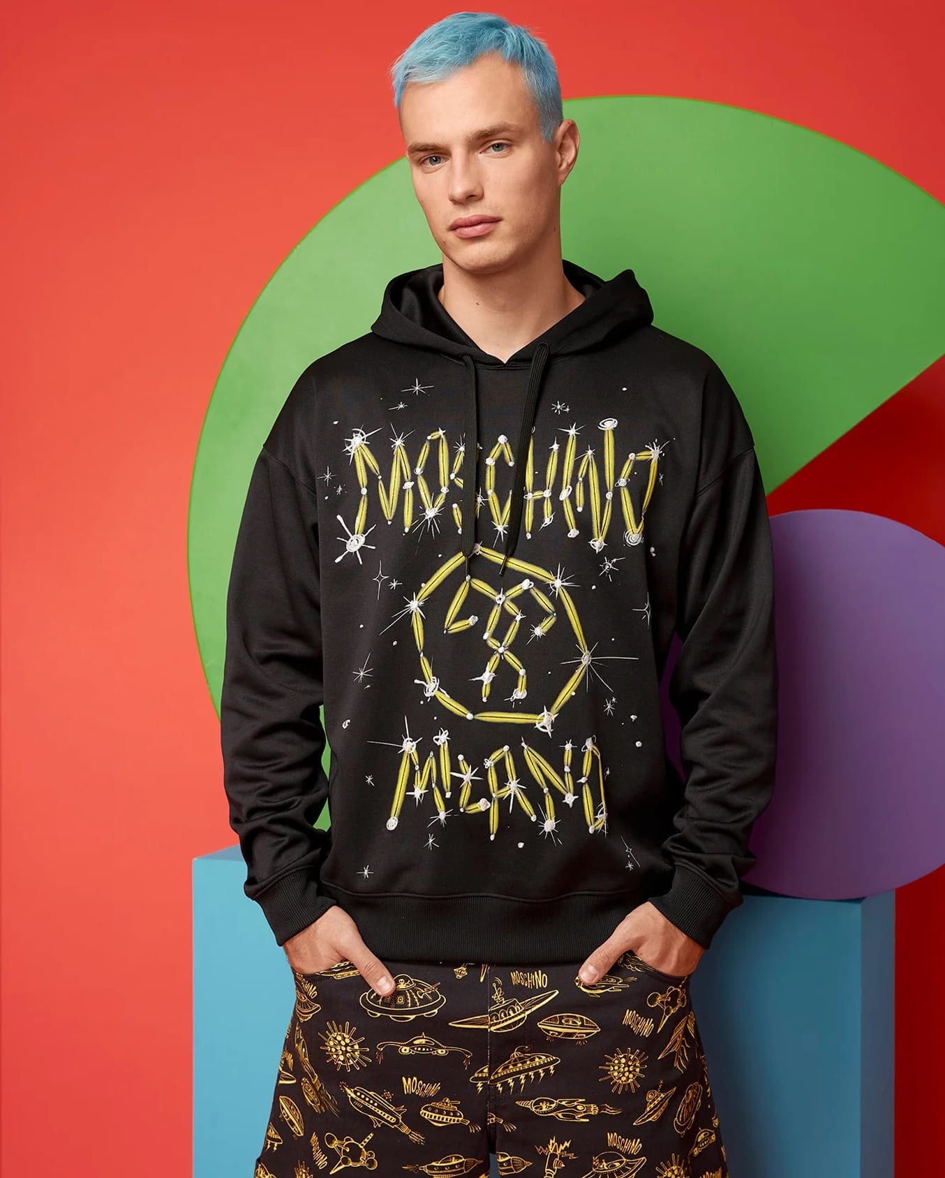 Moschino Printemps Été 2021 Hommes Milan Digital Fashion Week par RUNWAY MAGAZINE