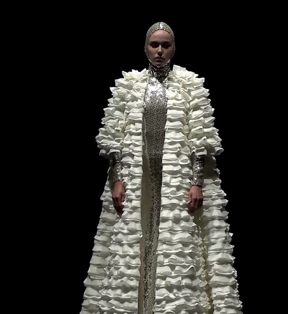 Valentino Haute Couture Herbst-Winter 2020-2021 Pierpaolo Piccioli von RUNWAY MAGAZIN